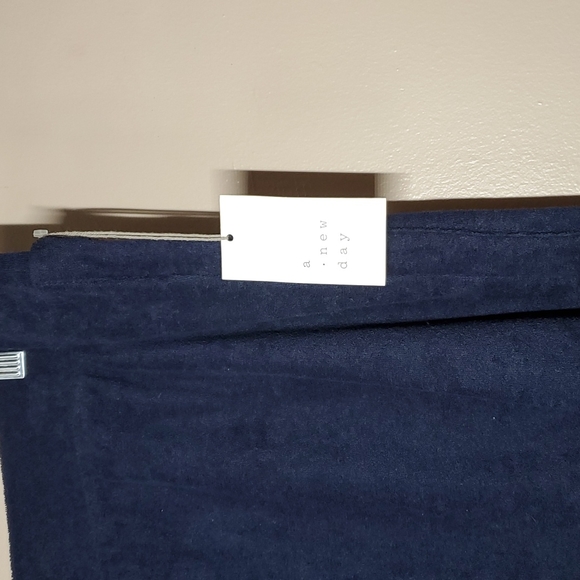 A New Day Plus Size Shorts - Picture 2 of 3